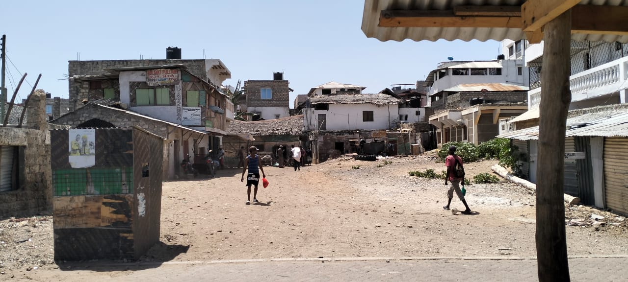 110 by 150 ft ocean view plot for sale in Lamu Town CBD ideal for residential or commercial development.