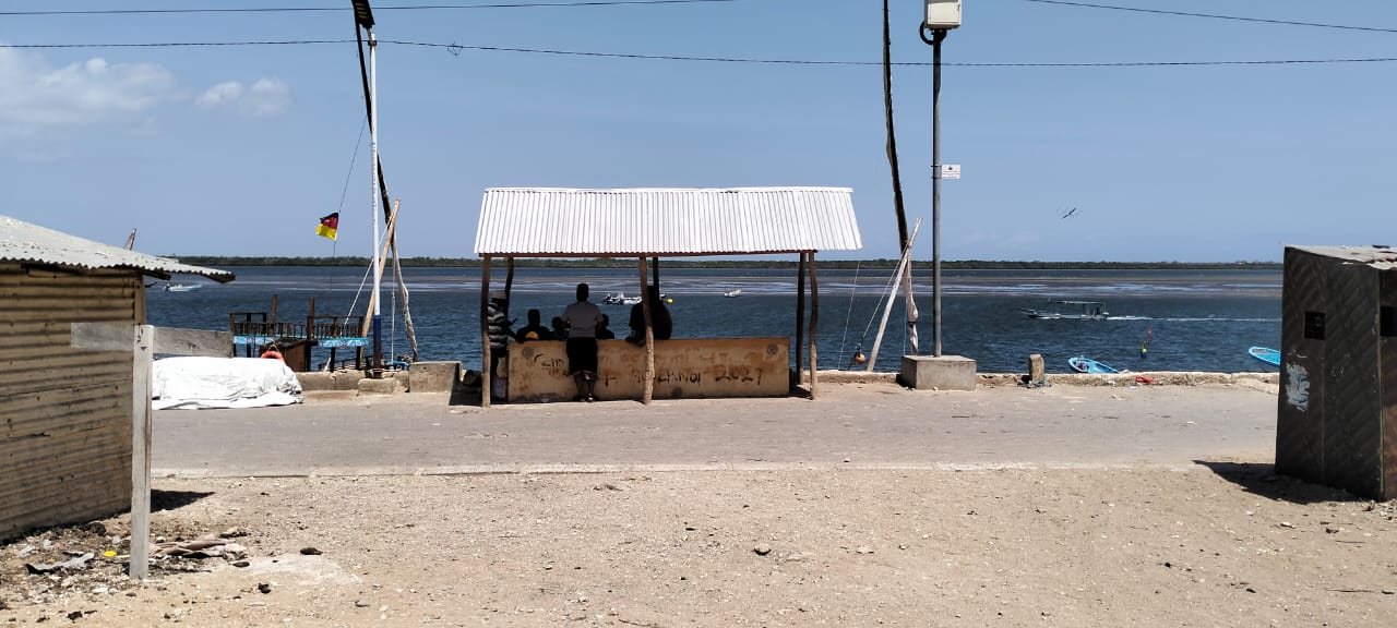 110 by 150 ft ocean view plot for sale in Lamu Town CBD ideal for residential or commercial development.