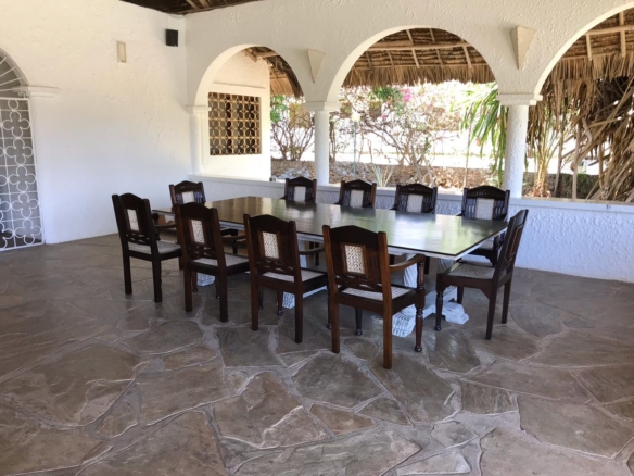4 br for rent in Malindi Kibokoni Residence