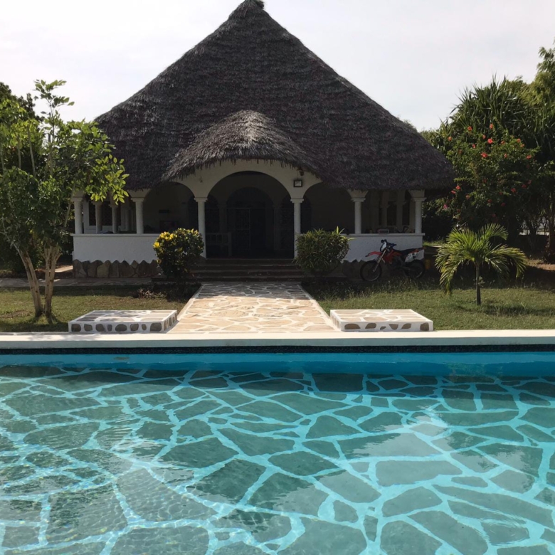 4 br for rent in Malindi Kibokoni Residence