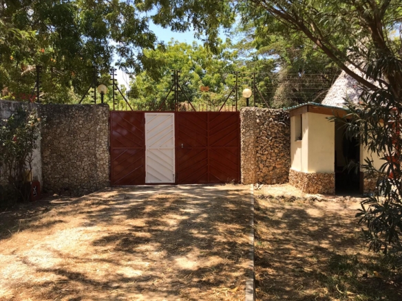 4 br for rent in Malindi Kibokoni Residence