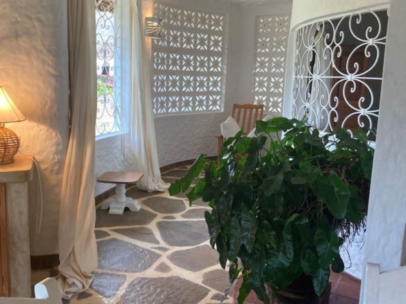 Luxury 3-bedroom en-suite villas for sale and rent in Che Shale Bay, Kenya’s prime coastal destination.