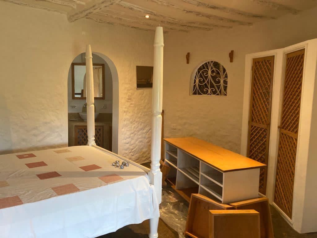 Luxury 3-bedroom en-suite villas for sale and rent in Che Shale Bay, Kenya’s prime coastal destination.