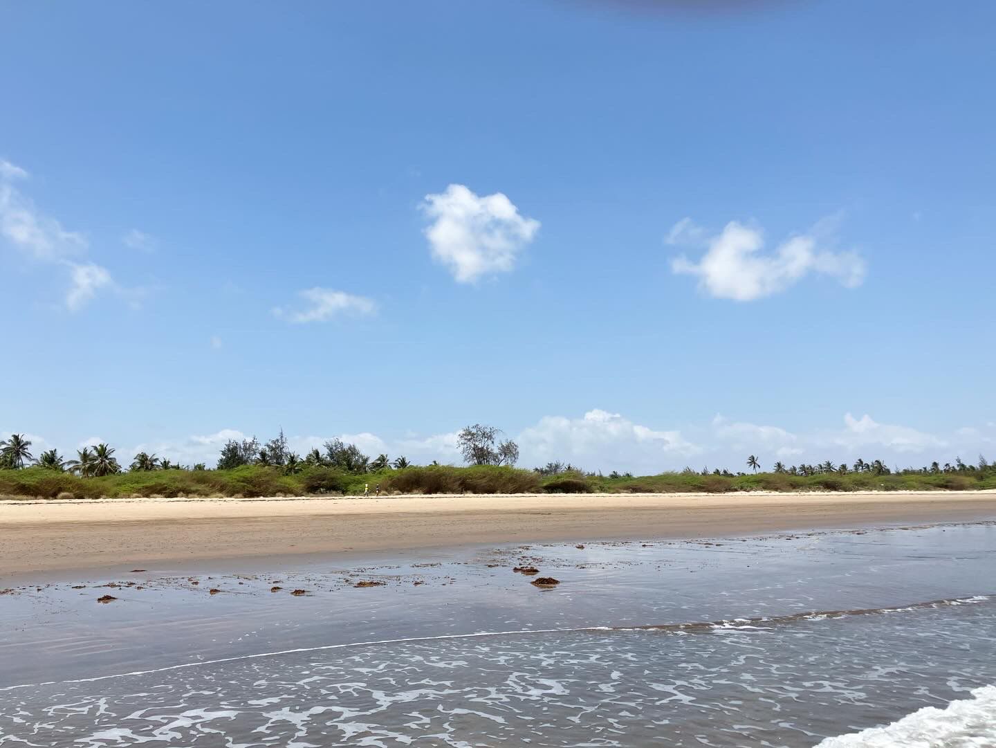 Beachfront Plots for sale flexible payments Malindi
