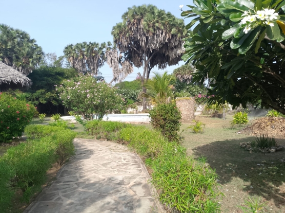 4 br for rent in Malindi Kibokoni Residence