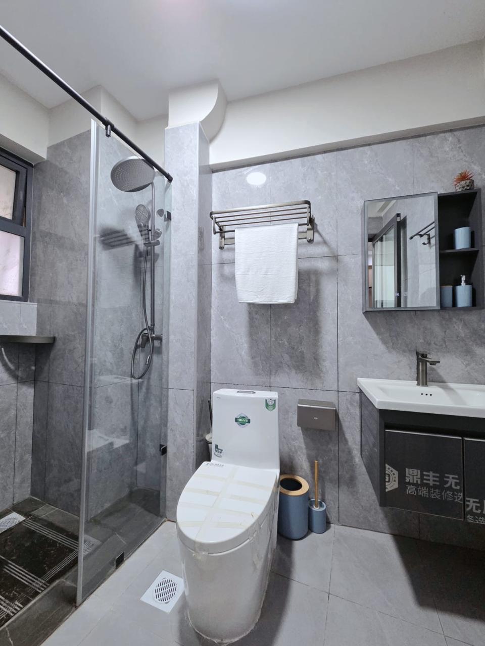 Modern 1, 2, and 3-bedroom apartments for sale at Tsavorite Gardens in Kilimani, Nairobi, offering elegant living and strong investment value.