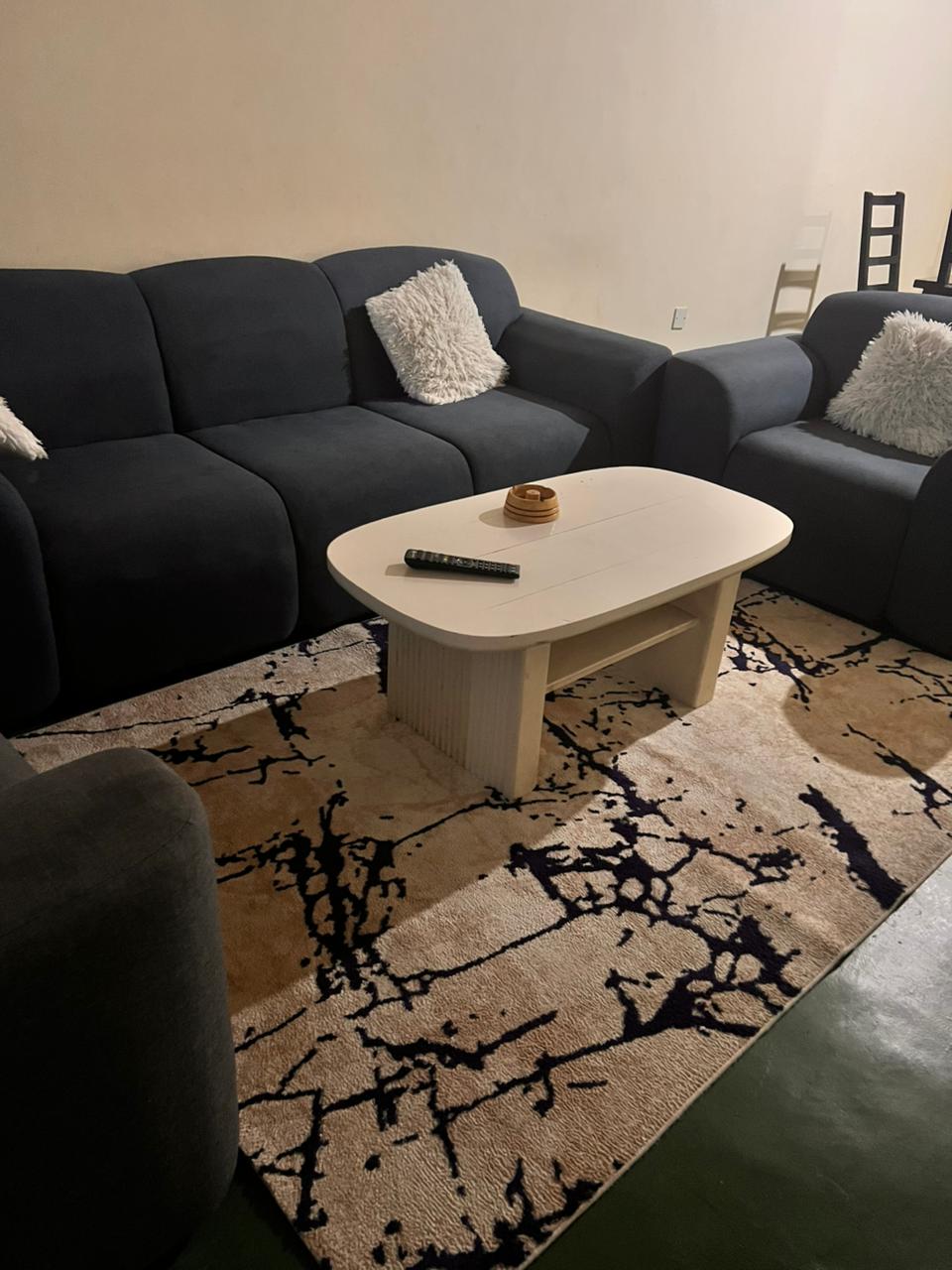 3-bedroom apartment for rent at Malindi Complex in Malindi CBD with flexible rental options and Safaricom WiFi available.