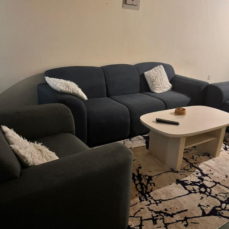 3-bedroom apartment for rent at Malindi Complex in Malindi CBD with flexible rental options and Safaricom WiFi available.