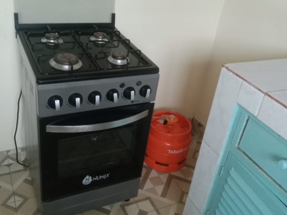 3-bedroom apartment for rent at Malindi Complex in Malindi CBD with flexible rental options and Safaricom WiFi available.