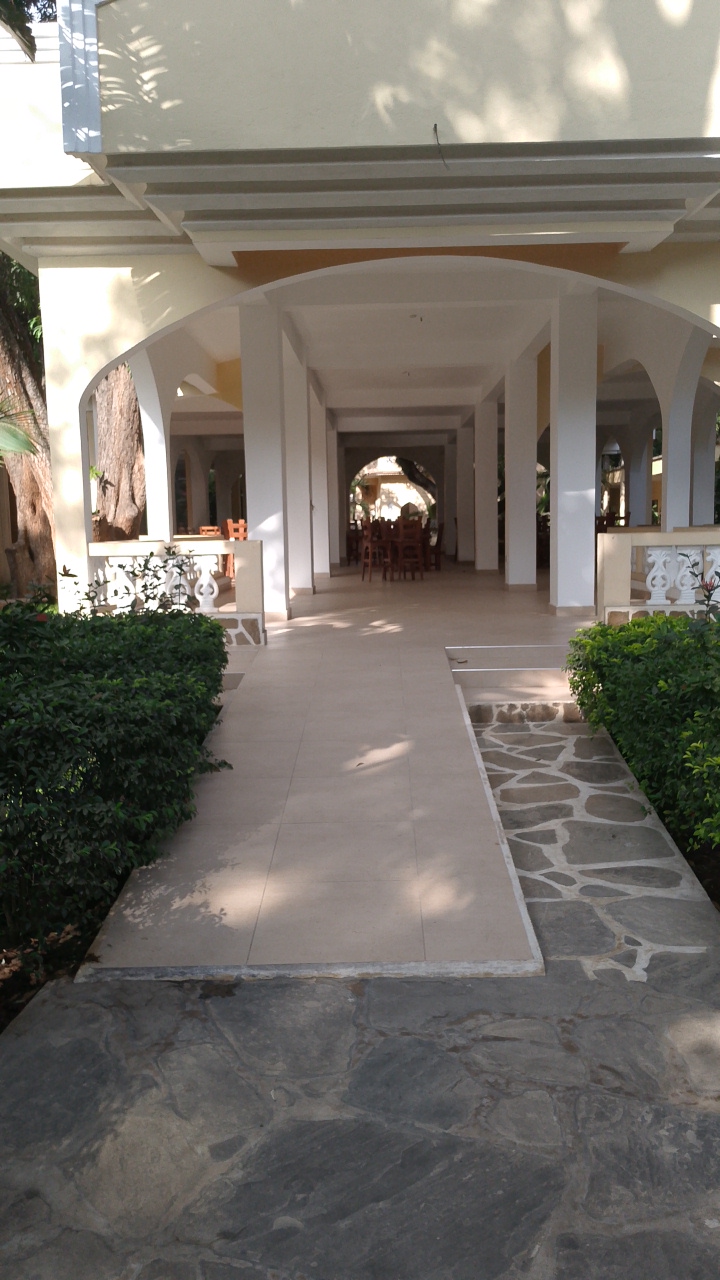 Prime restaurant space to let near Oasis Mall along Lamu Road, featuring high visibility, busy street frontage, and proximity to the beach.