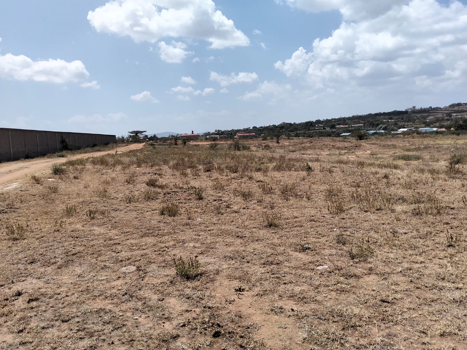 20 acres of prime commercial land for sale near Kyumbi Town at Machakos Junction, just 30 meters from Mombasa Road.