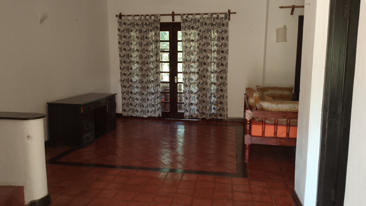 Spacious furnished 2-bedroom beachfront home with pool and garden in Kilimandogo Malindi for rent.