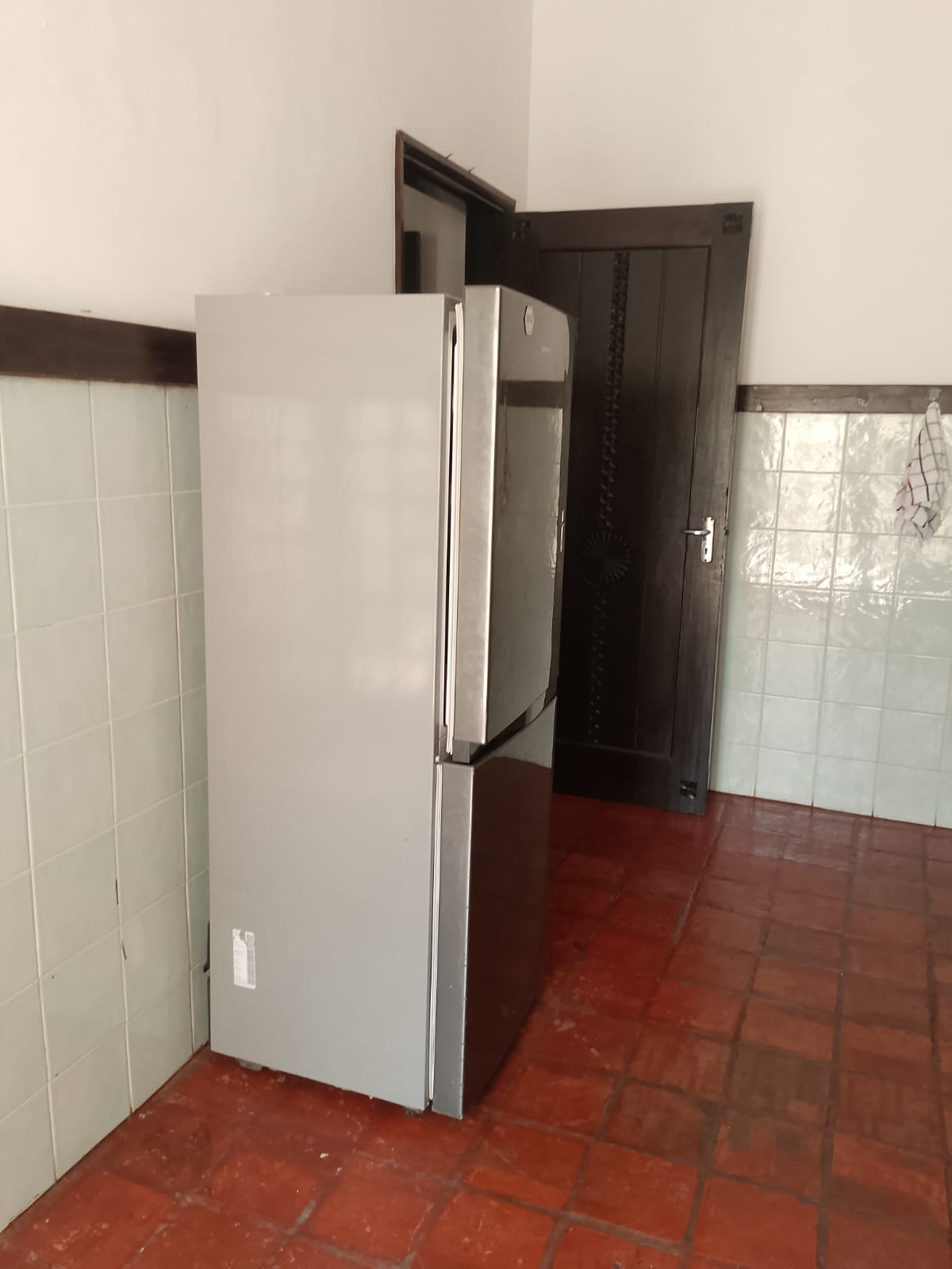 Spacious furnished 2-bedroom beachfront home with pool and garden in Kilimandogo Malindi for rent.