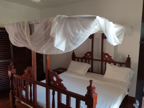 Spacious furnished 2-bedroom beachfront home with pool and garden in Kilimandogo Malindi for rent.