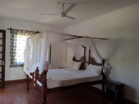 Spacious furnished 2-bedroom beachfront home with pool and garden in Kilimandogo Malindi for rent.