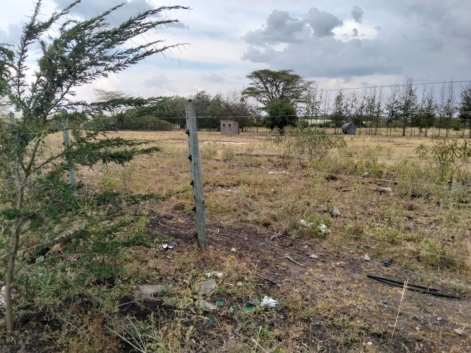 100-acre development land for sale in Kitengela Acacia suitable for residential, commercial, or institutional projects.