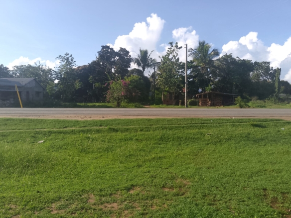 5.2-acre freehold land for sale along Mombasa Road ideal for commercial, residential, or mixed-use development.