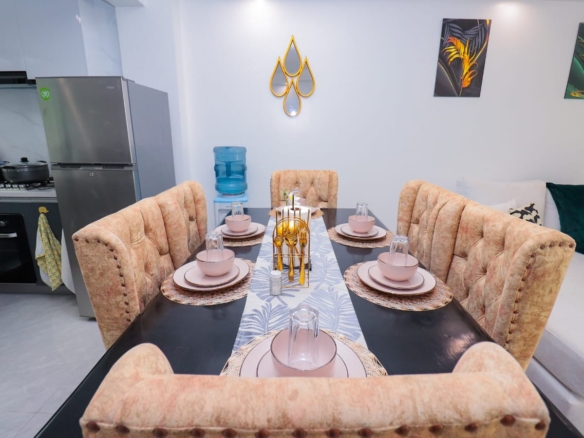 Short-stay apartments at Goldpark Homes Kilimani near Yaya Centre offering 1, 2, and 3-bedroom units from KES 10,000 per night.