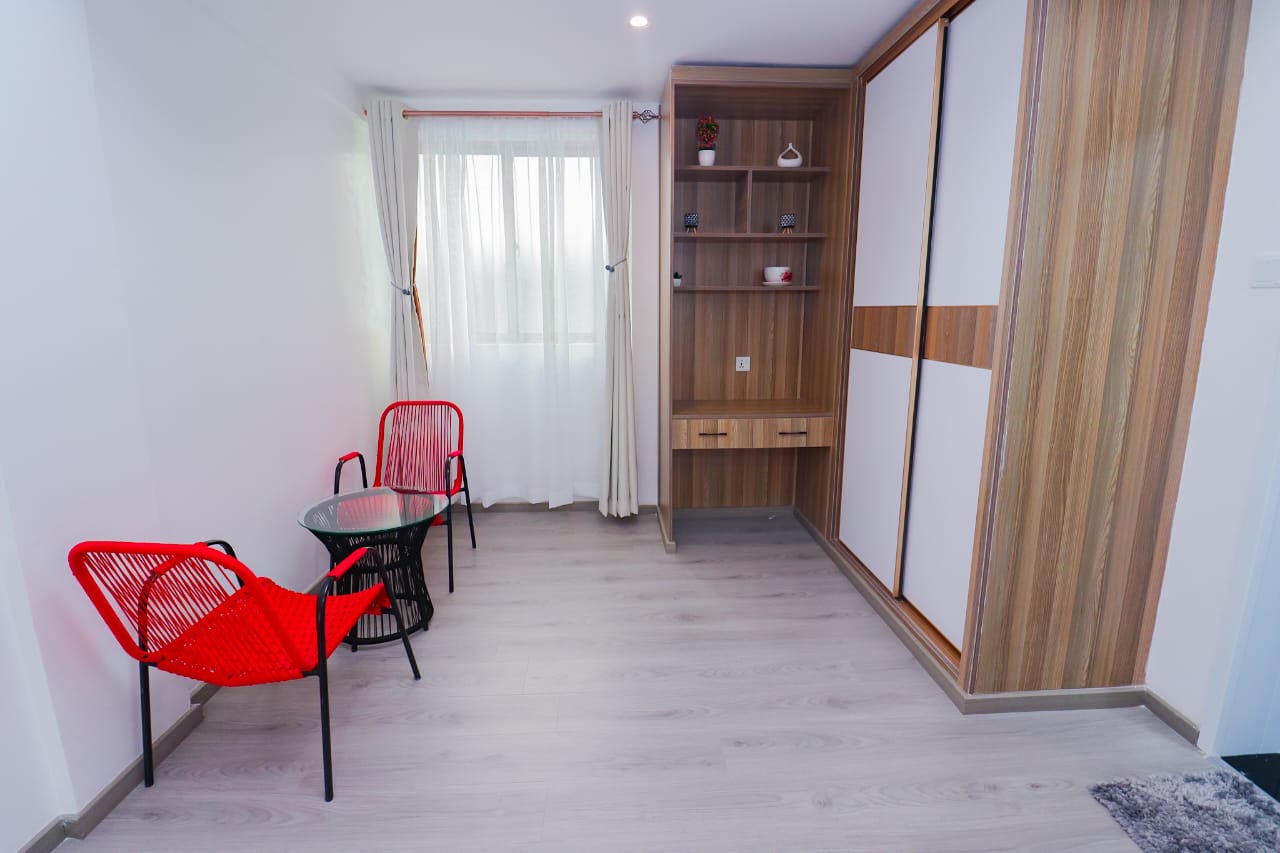 Short-stay apartments at Goldpark Homes Kilimani near Yaya Centre offering 1, 2, and 3-bedroom units from KES 10,000 per night.