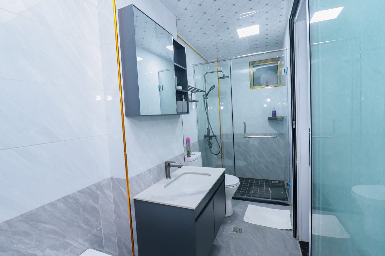 Short-stay apartments at Goldpark Homes Kilimani near Yaya Centre offering 1, 2, and 3-bedroom units from KES 10,000 per night.