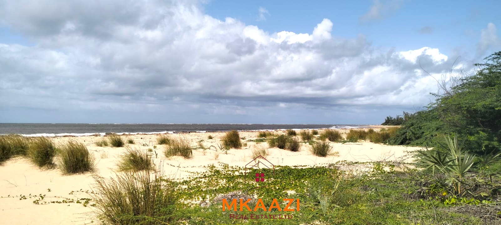 3-bedroom coastal home on 1-acre titled plot in Che Shale with solar panels, rainwater harvesting, balcony, and verandah. Expansion potential on adjoining 3/4-acre land.