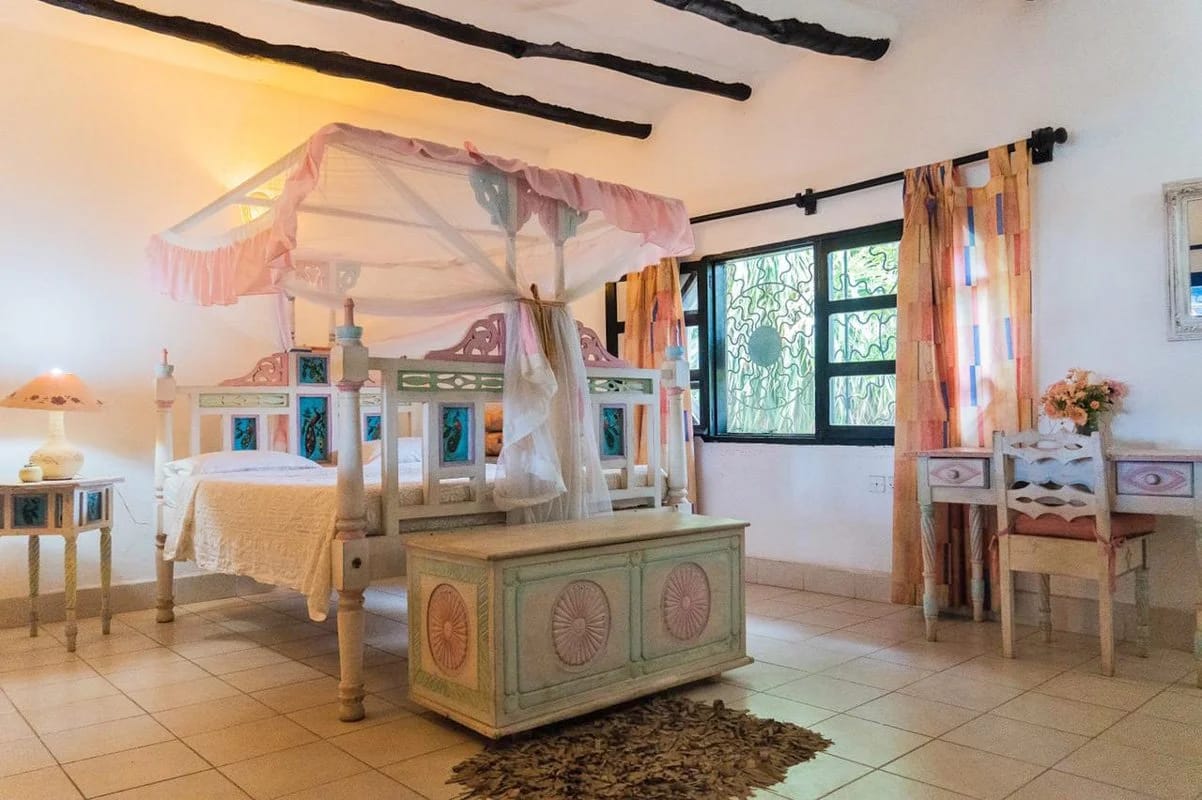 5br for sale in Watamu on 1 acre