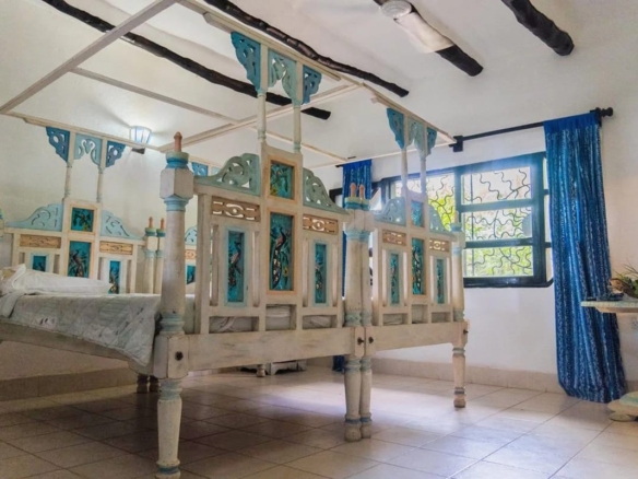 5br for sale in Watamu on 1 acre