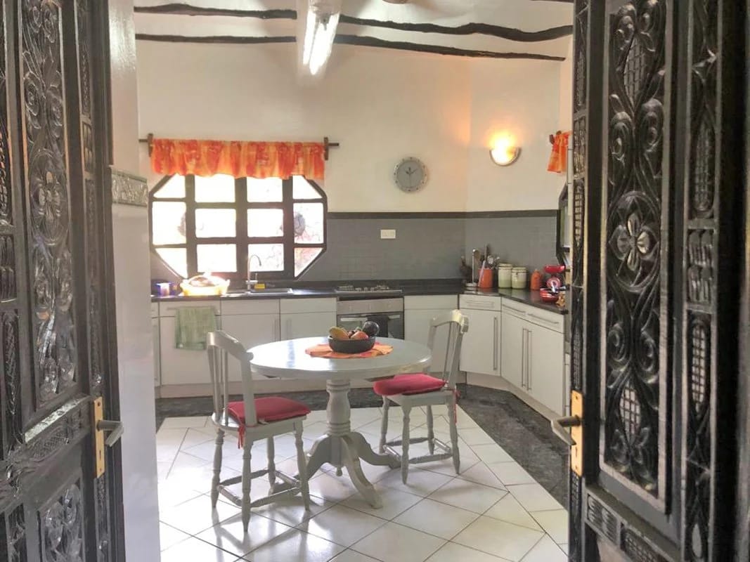 5br for sale in Watamu on 1 acre