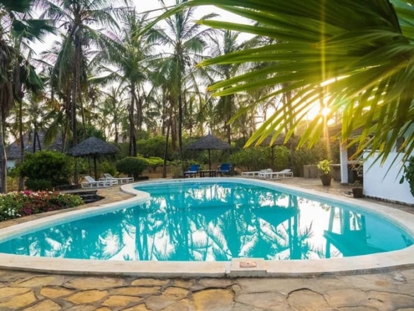 5br for sale in Watamu on 1 acre