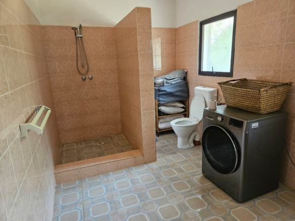 2 bedroom short stay house in Watamu Kenya serene environment near beach at 12k per night