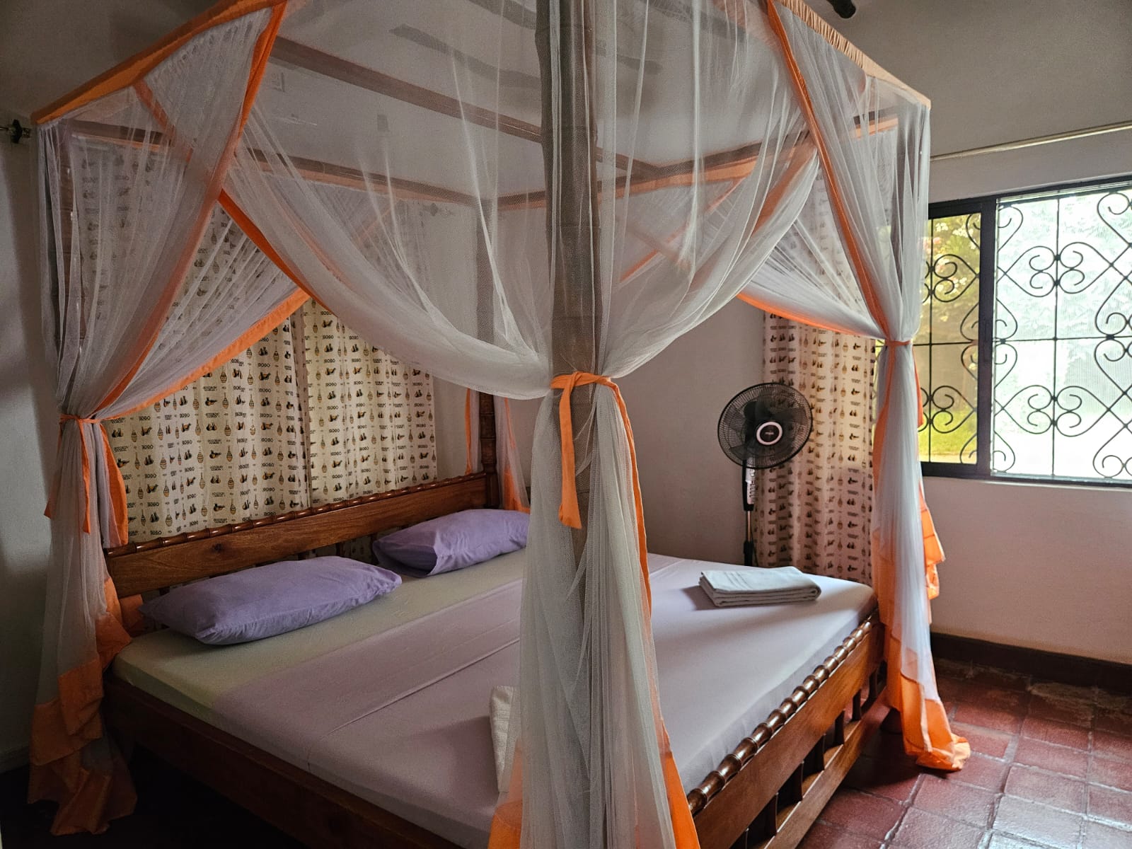 2 bedroom short stay house in Watamu Kenya serene environment near beach at 12k per night