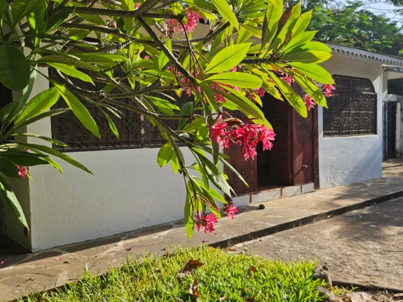 2 bedroom short stay house in Watamu Kenya serene environment near beach at 12k per night