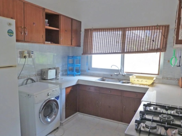 Fully furnished 4 bedroom ocean view villa for sale in Turtle Bay Watamu 75 metres from beach on quarter acre