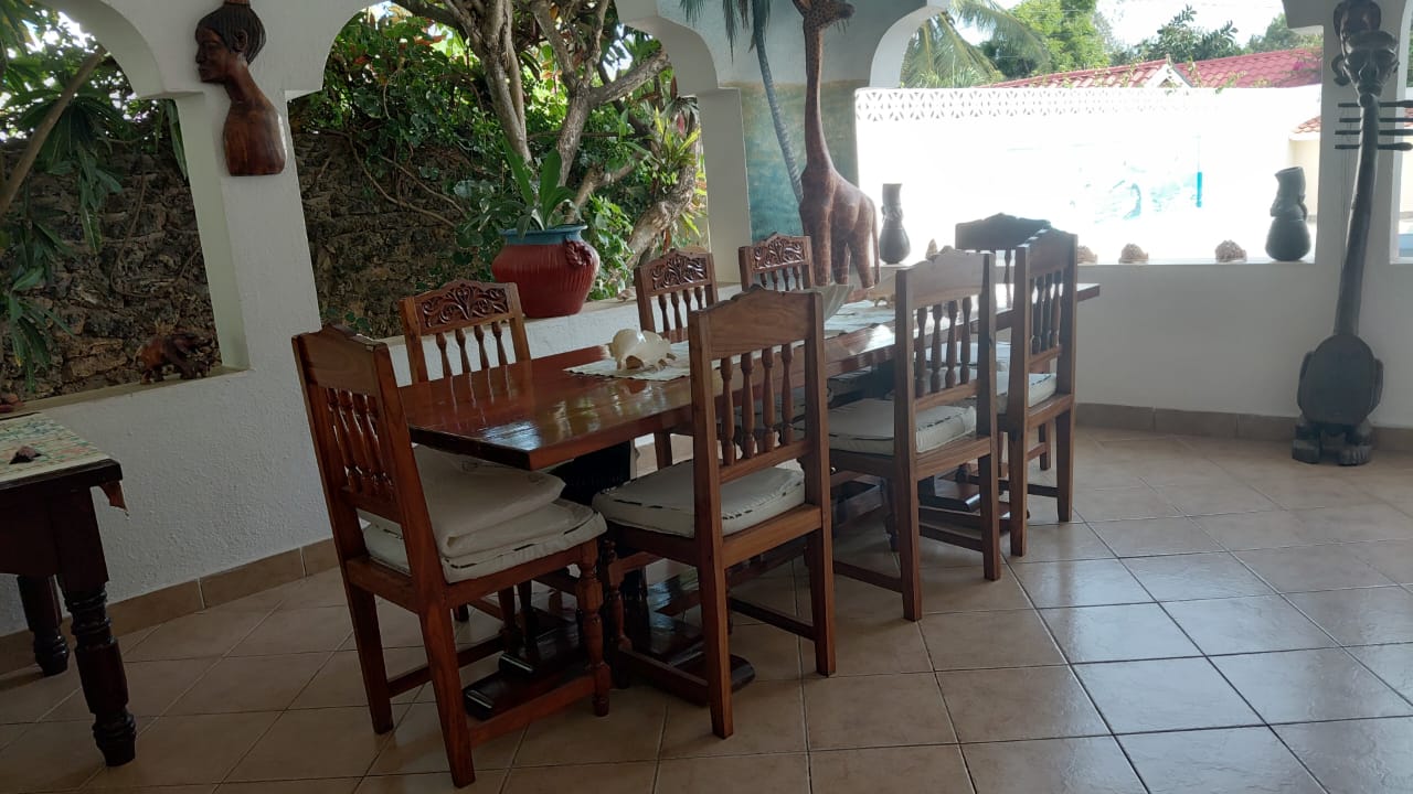 Fully furnished 3 bedroom ocean view villa for sale in Turtle Bay Watamu on quarter acre near beach with DSQ and garage