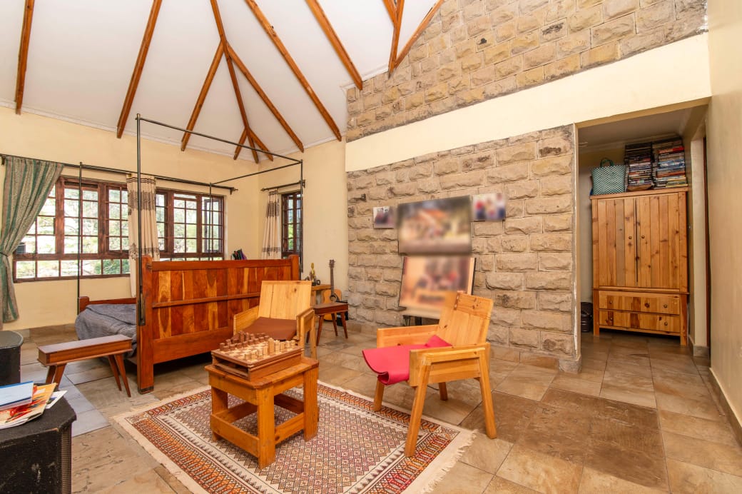 3 bedroom all ensuite house for sale in Thika Greens Golf Estate on quarter acre near golf course with secure gated living