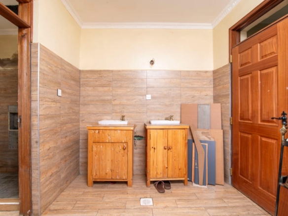 3 bedroom all ensuite house for sale in Thika Greens Golf Estate on quarter acre near golf course with secure gated living