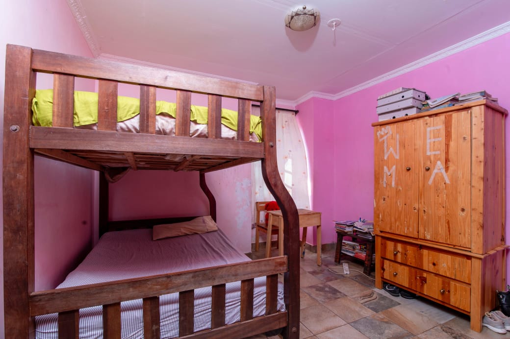 3 bedroom all ensuite house for sale in Thika Greens Golf Estate on quarter acre near golf course with secure gated living