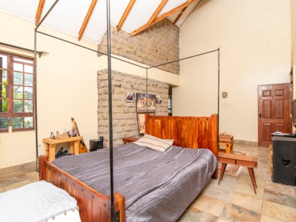 3 bedroom all ensuite house for sale in Thika Greens Golf Estate on quarter acre near golf course with secure gated living