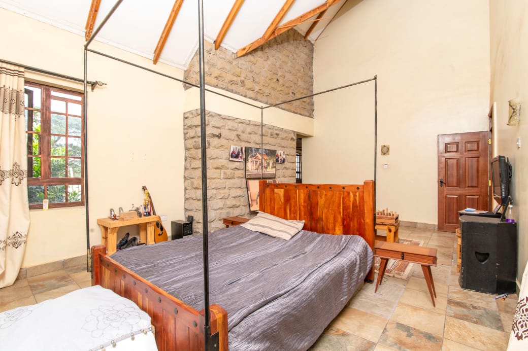 3 bedroom all ensuite house for sale in Thika Greens Golf Estate on quarter acre near golf course with secure gated living