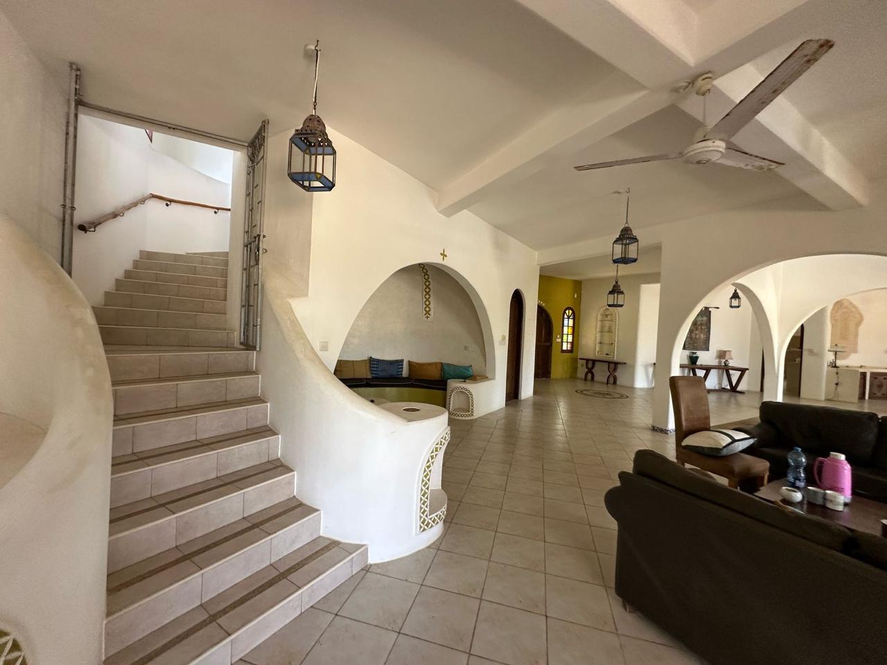 luxury 5 bedroom beachfront house on 4 acres for sale in Watamu near Lonno Lodge Kenya