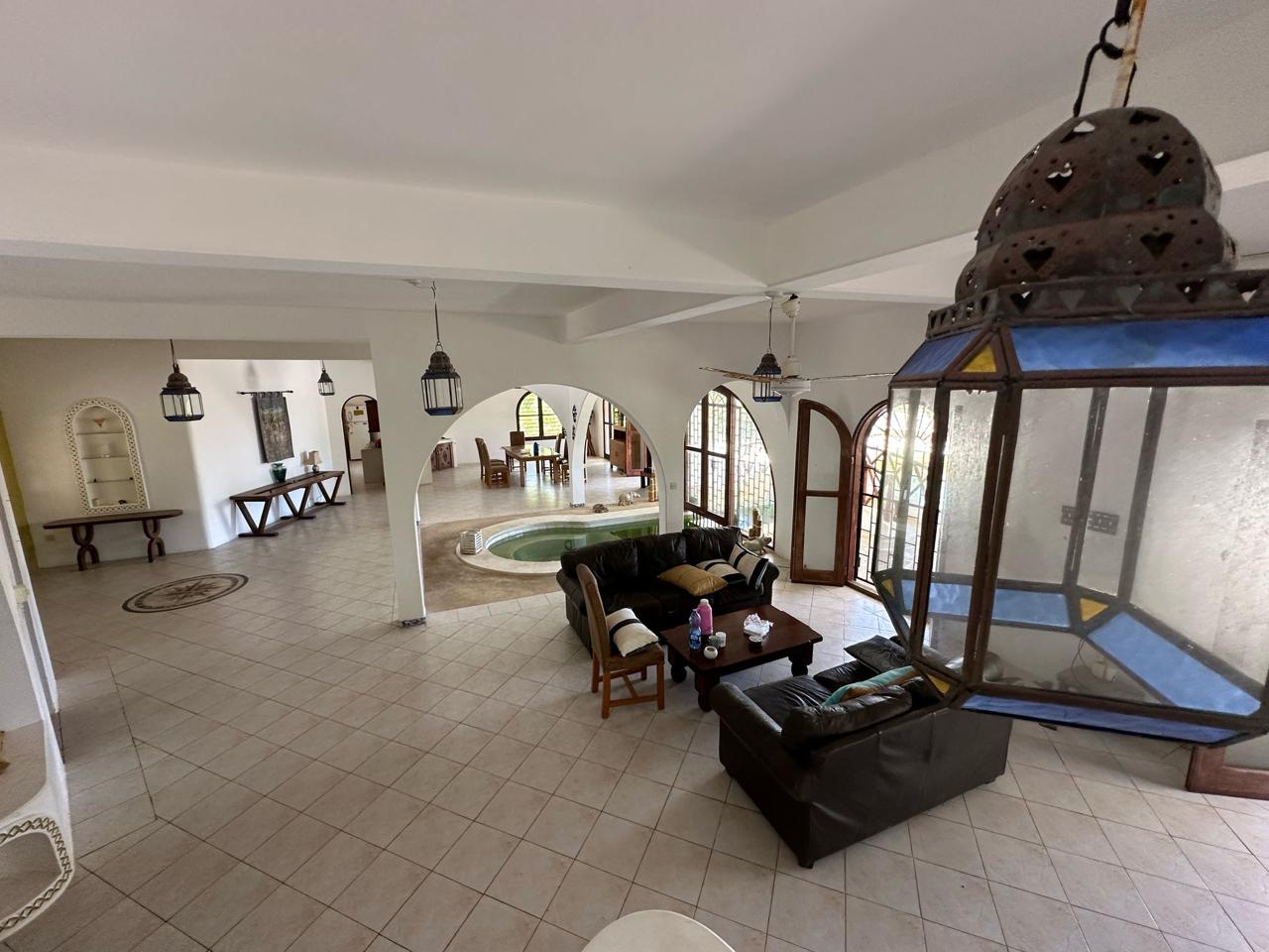 luxury 5 bedroom beachfront house on 4 acres for sale in Watamu near Lonno Lodge Kenya
