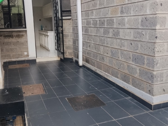4 bedroom townhouse for rent and sale in Westlands Brookside Nairobi with parking and DSQ