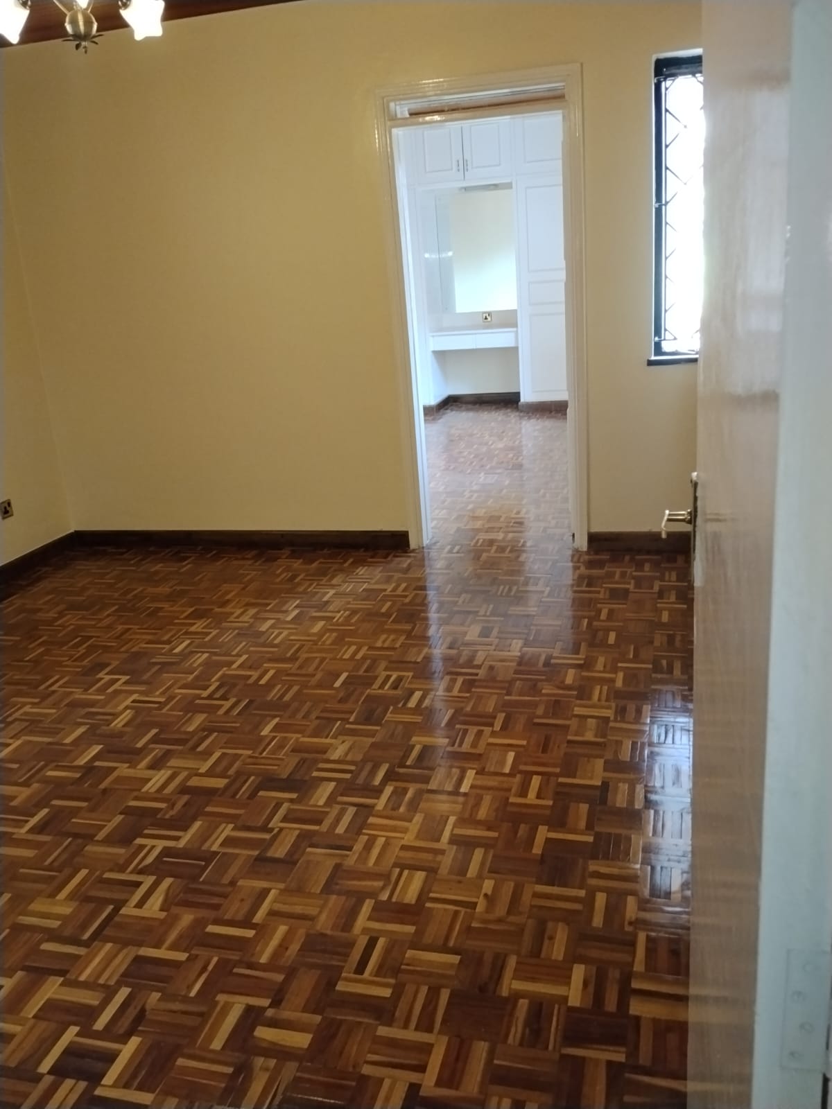 4 bedroom townhouse for rent and sale in Westlands Brookside Nairobi with parking and DSQ