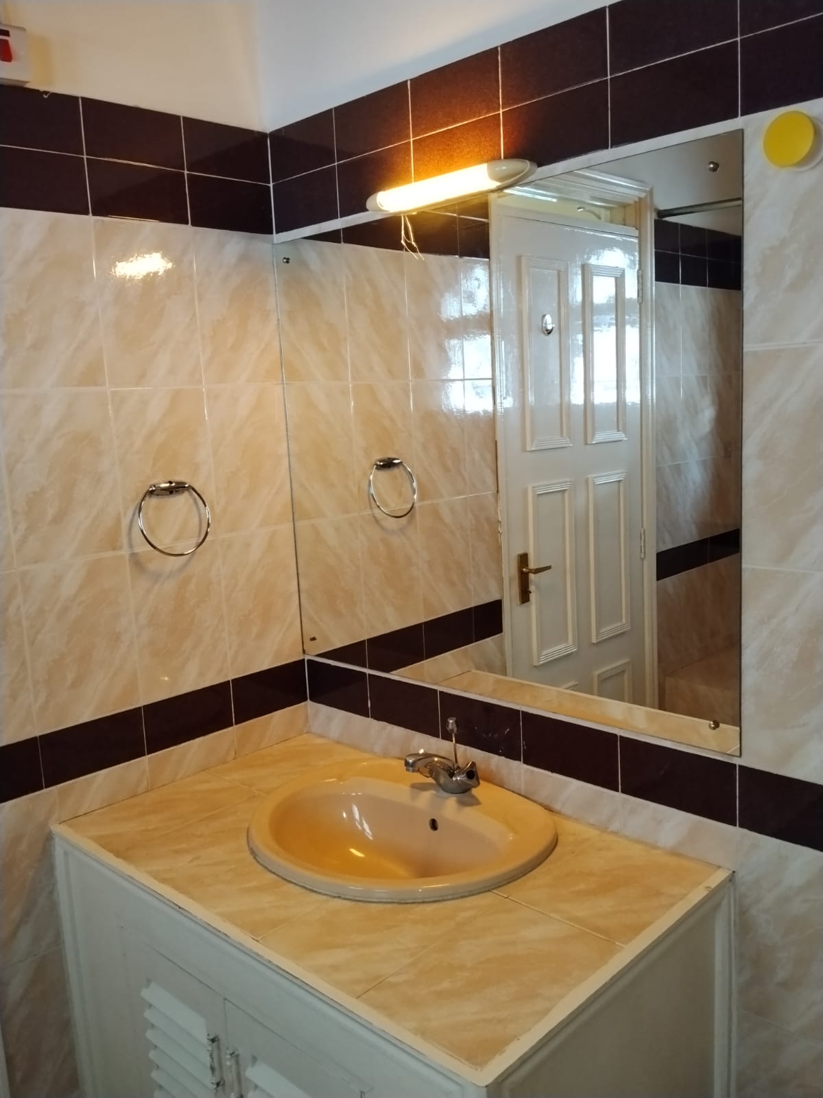 4 bedroom townhouse for rent and sale in Westlands Brookside Nairobi with parking and DSQ