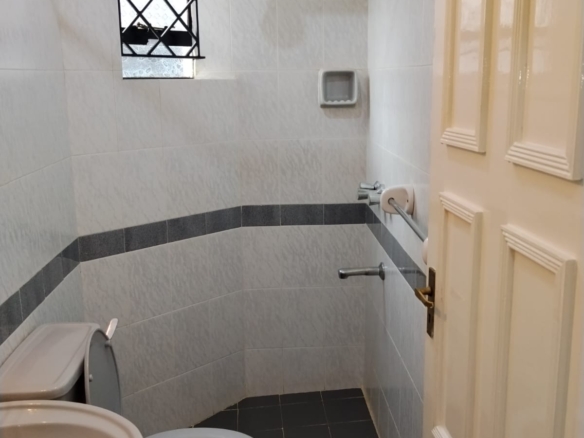 4 bedroom townhouse for rent and sale in Westlands Brookside Nairobi with parking and DSQ