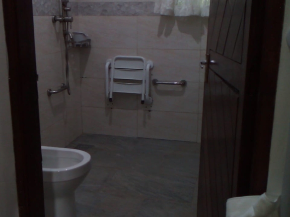 4 bedroom villa with SQ for rent in Kibokoni Malindi with pool garden and near beach