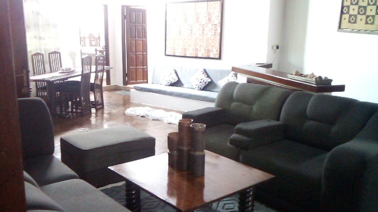 4 bedroom villa with SQ for rent in Kibokoni Malindi with pool garden and near beach