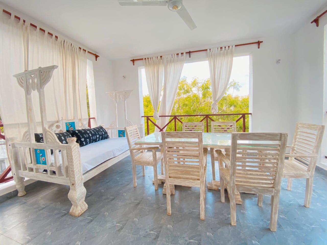 2 bedroom apartment for rent near Green Malindi with pool free water and cleaning services