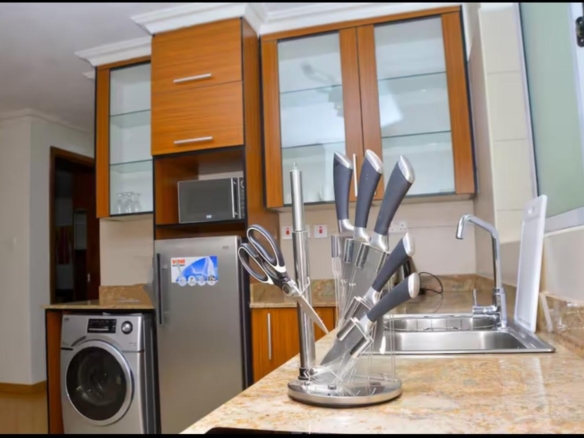 Fully furnished 2-bedroom executive suite with pool and gym in Nairobi UN Blue Zone near Fourways Estate.