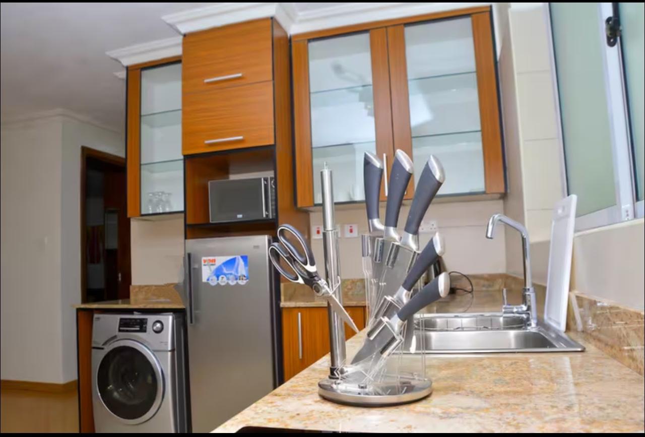 Fully furnished 2-bedroom executive suite with pool and gym in Nairobi UN Blue Zone near Fourways Estate.